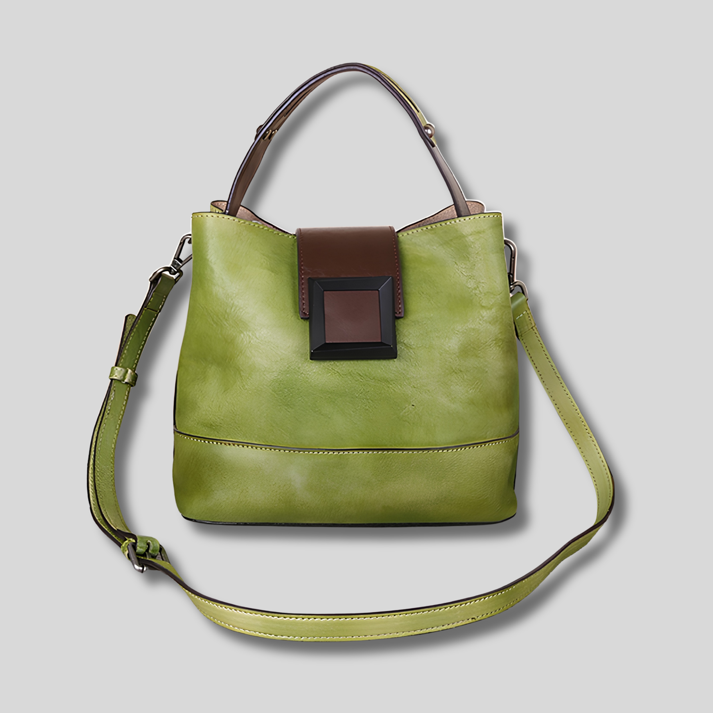 Sac porté épaule vintage en cuir véritable vert avec détail boucle élégante et bandoulière réglable