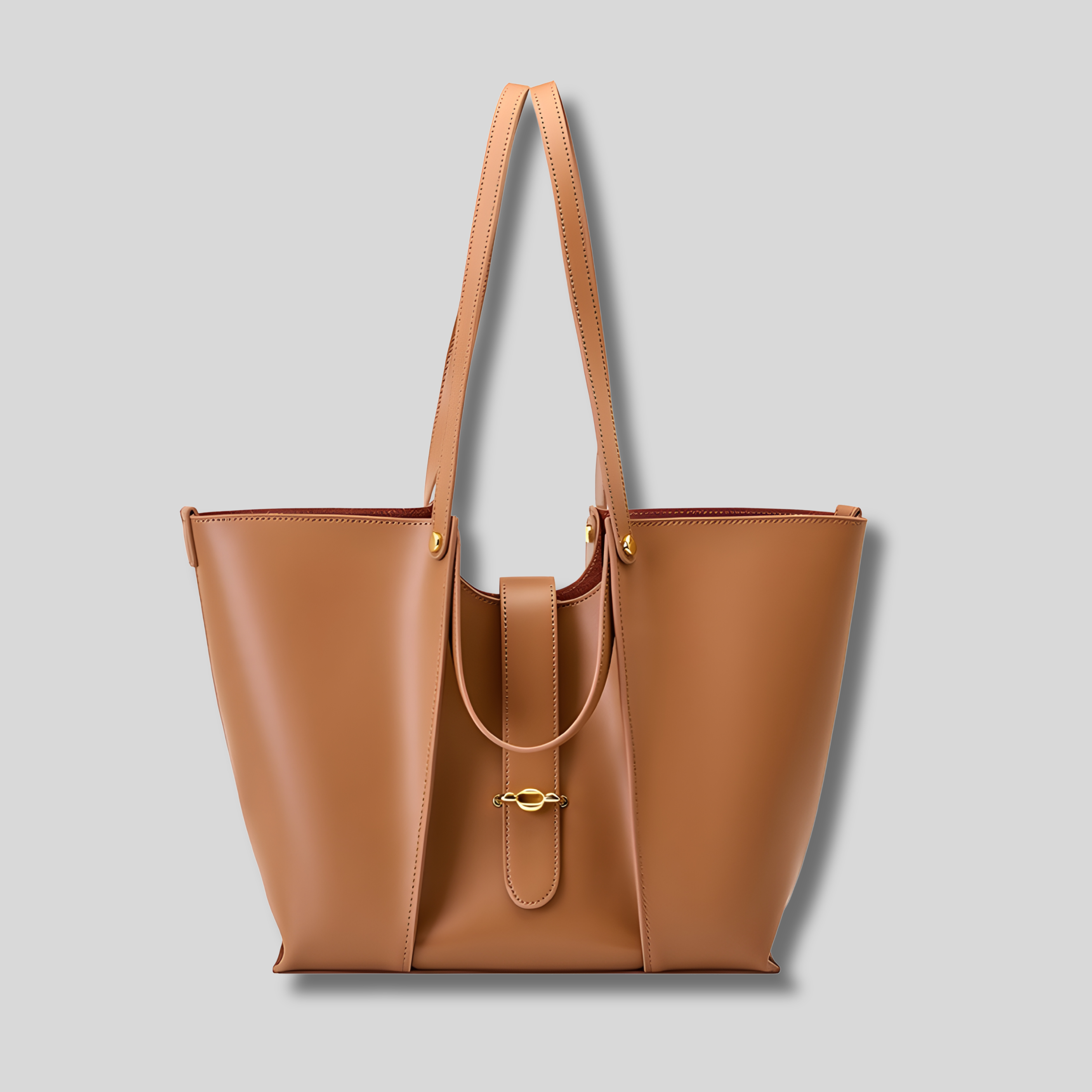 Grand sac à main marron pour femme au style minimaliste, présenté seul
