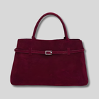 Sac cabas en daim bordeaux avec détail ceinture et boucle argentée – AlluTurne