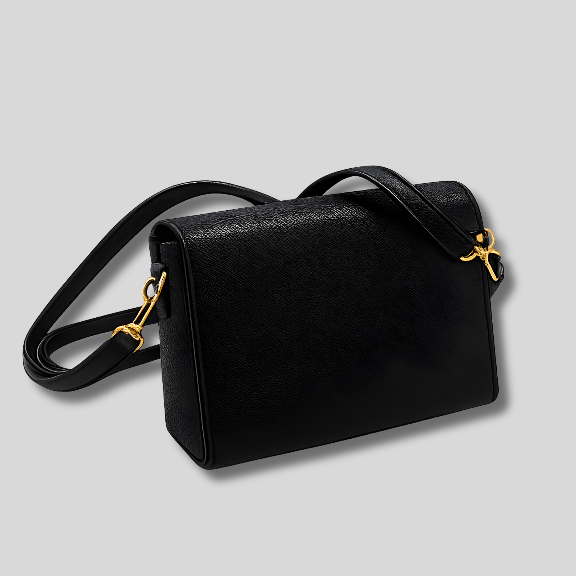 Sac bandoulière noir élégant vue arrière avec bandoulière réglable et finitions dorées