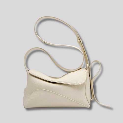 Sac Bandoulière Élysande blanc en cuir véritable avec design minimaliste et lignes raffinées