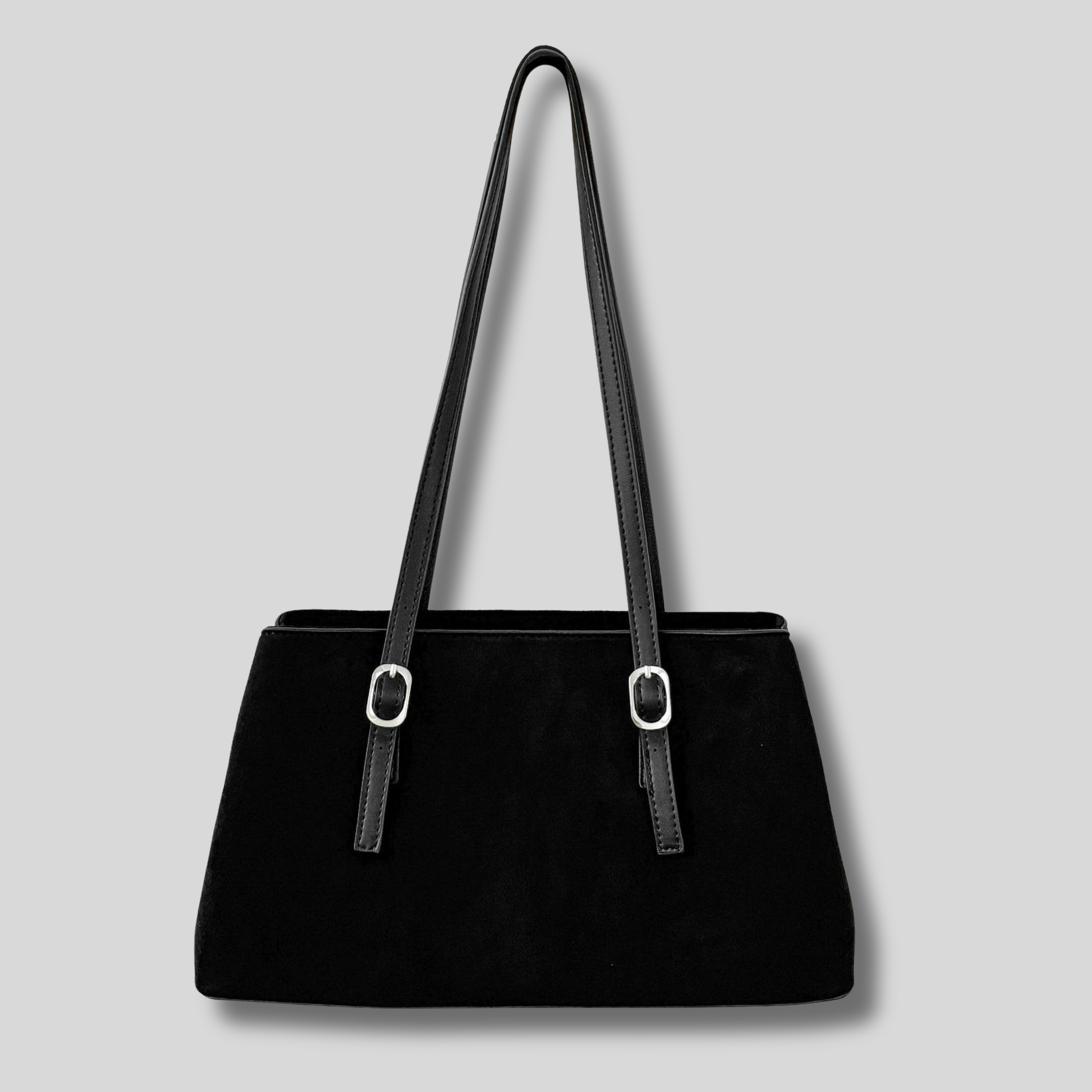 Sac Épaule Liorane noir en effet suédine avec longues anses réglables.