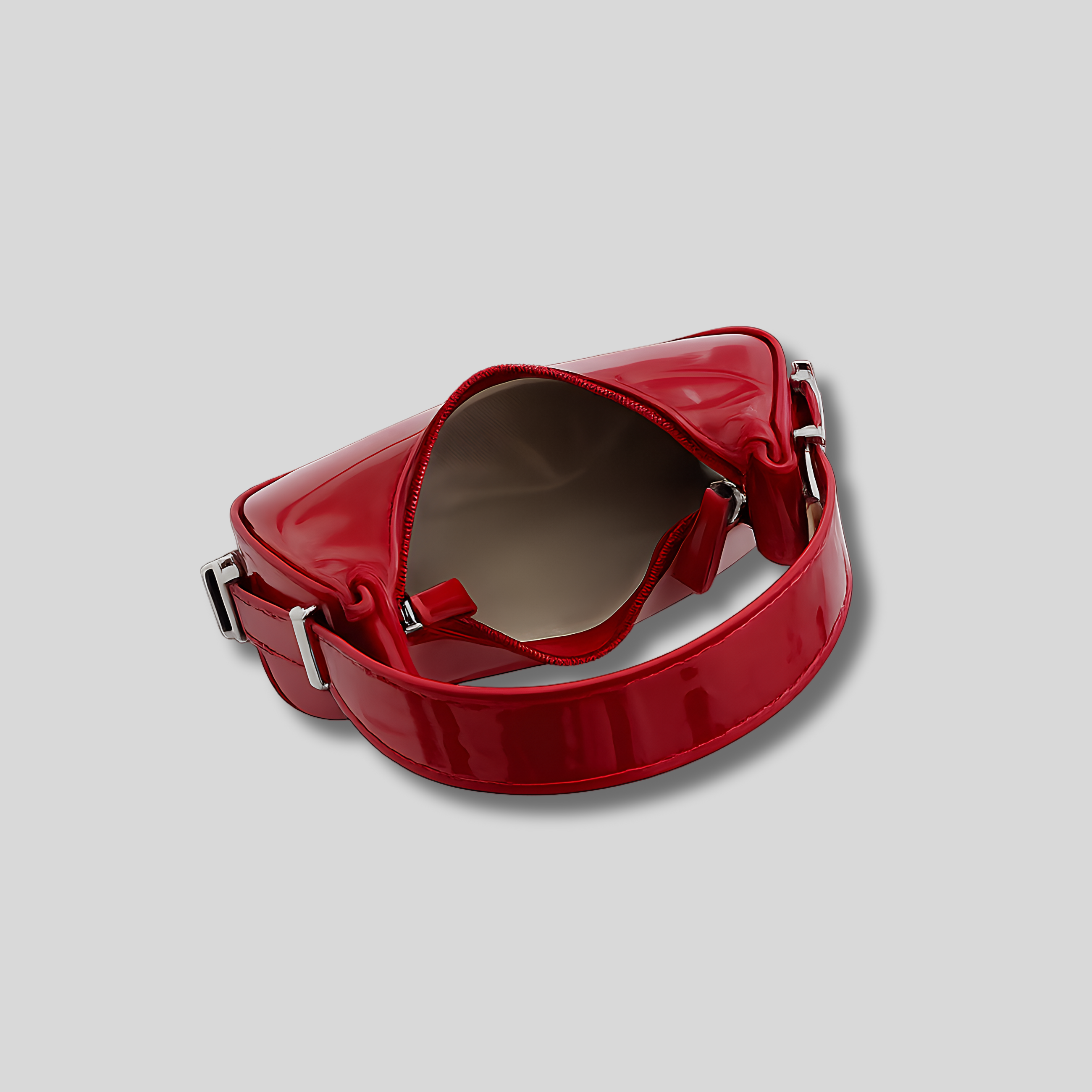 Intérieur du Sac Épaule Verni Éloriasi rouge, compartiment principal avec fermeture zippée