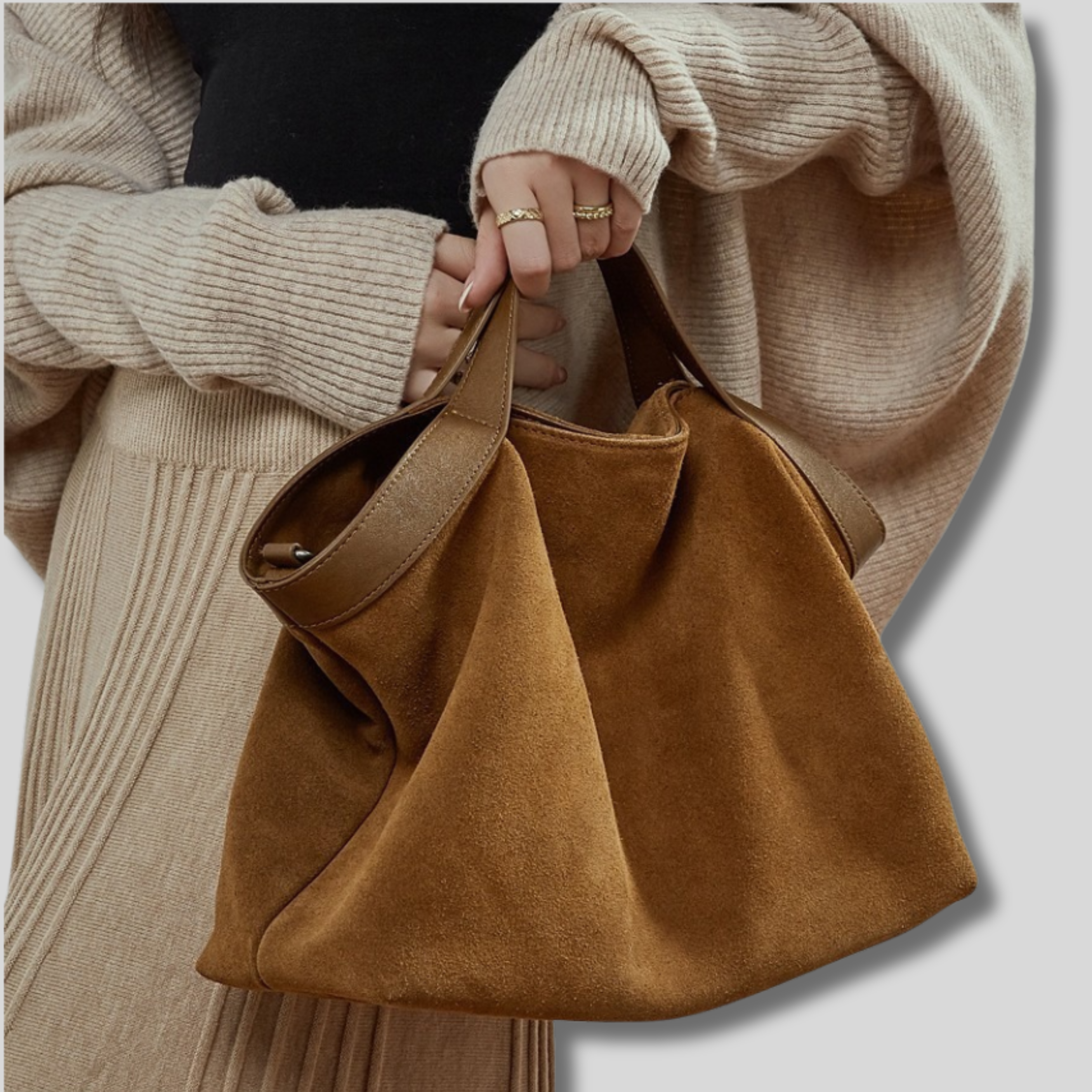 Sac Cabas Auréline porté à la main avec texture en daim véritable