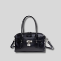 Sac bandoulière Arvielle cuir noir vue face style chic