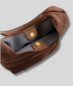 Intérieur du sac cabas avec fermeture magnétique dorée