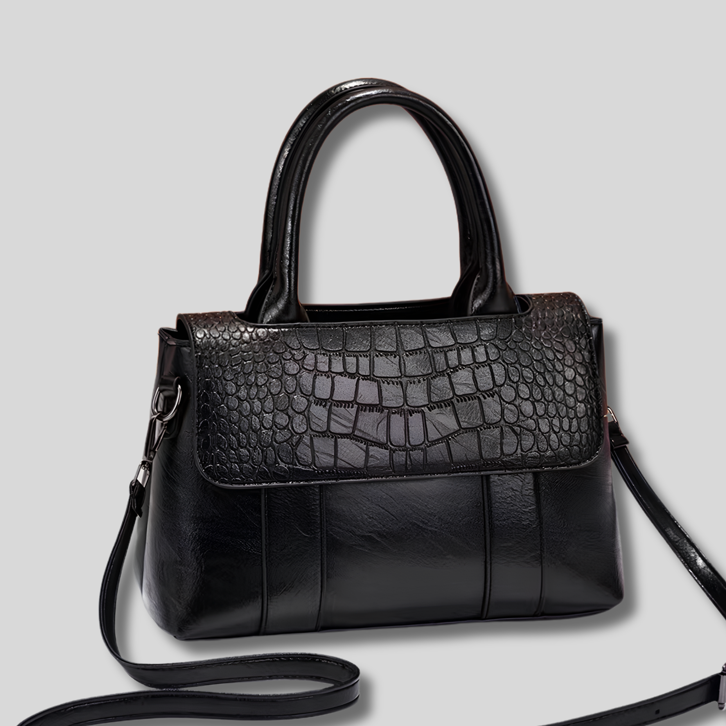 Noir – Intérieur spacieux du sac Crocélya avec compartiments zippés et rangements pratiques