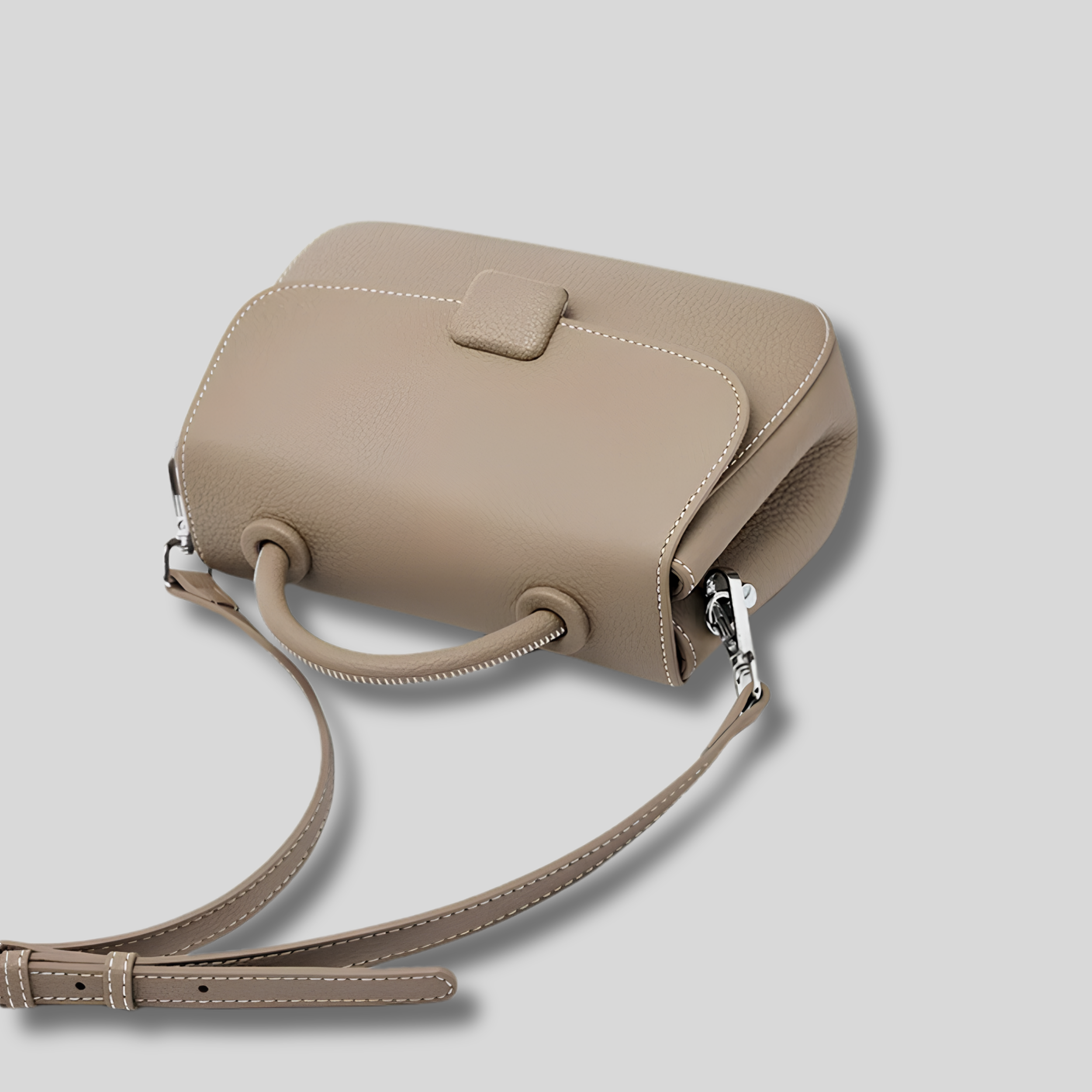 Sac Bandoulière Miréa en cuir véritable taupe – vue du dessus