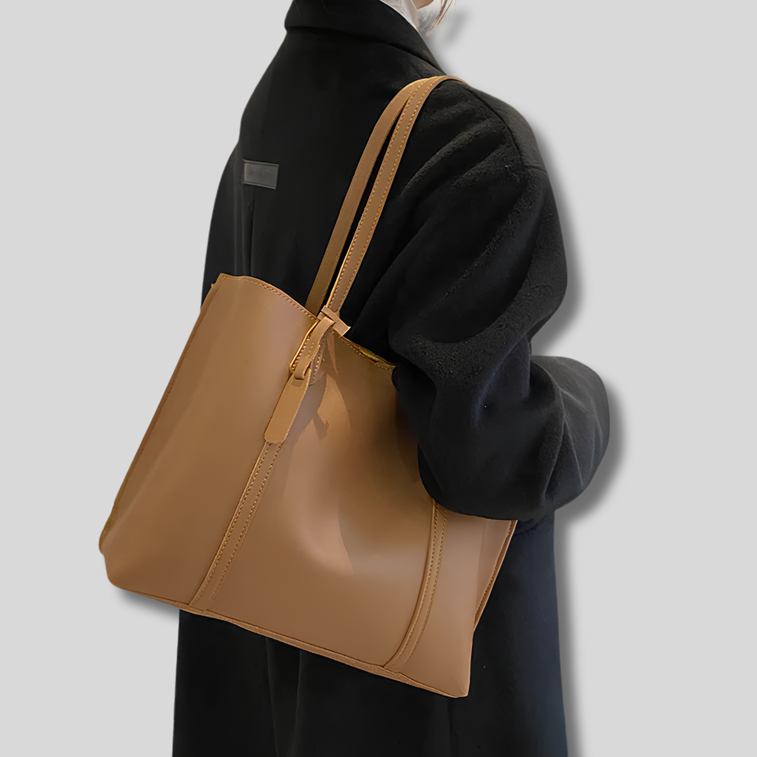 Sac Épaule Cabéria beige porté à l’épaule – aperçu du format et du confort au quotidien