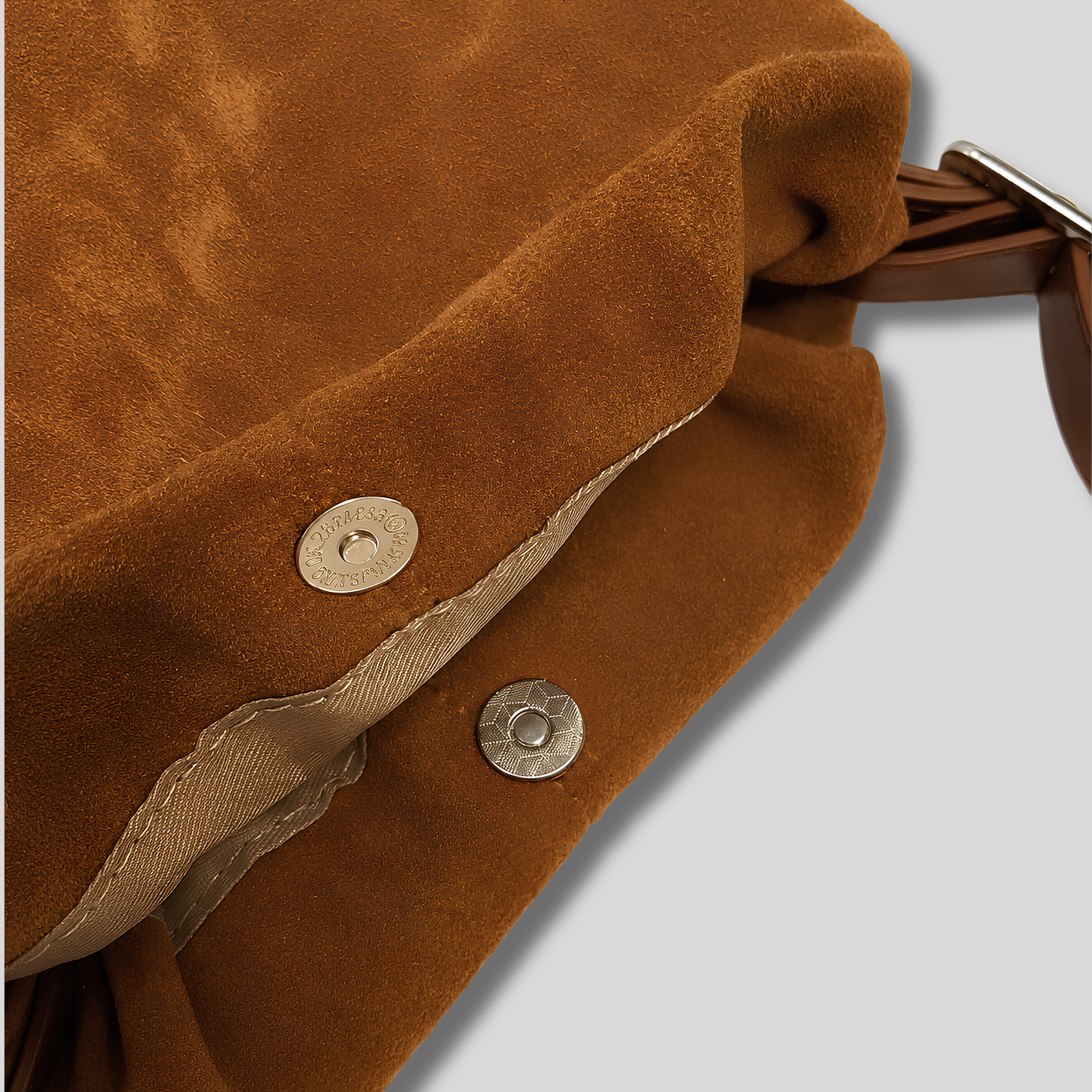 Fermeture magnétique du Sac Épaule Suvéra en détail