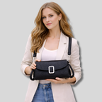 Sac bandoulière femme Veloria noir porté en crossbody
